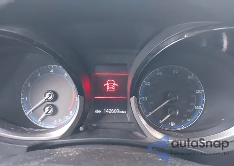 2015 Toyota Corolla S Plus из США, поврежденный, VIN 5YFBURHE9FP276838